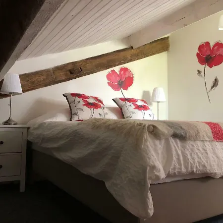 Recently Renovated House With Private Pool - Minutes To Aubeterre Sur Dronne Semesterbostad *